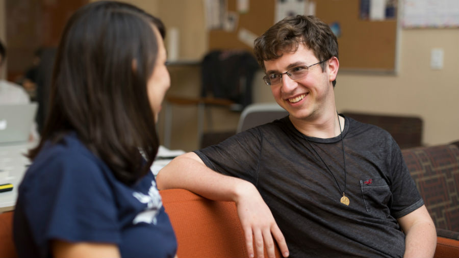 Two LMU honors students chatting.