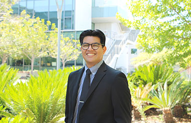 Headshot of Jonah Abitan